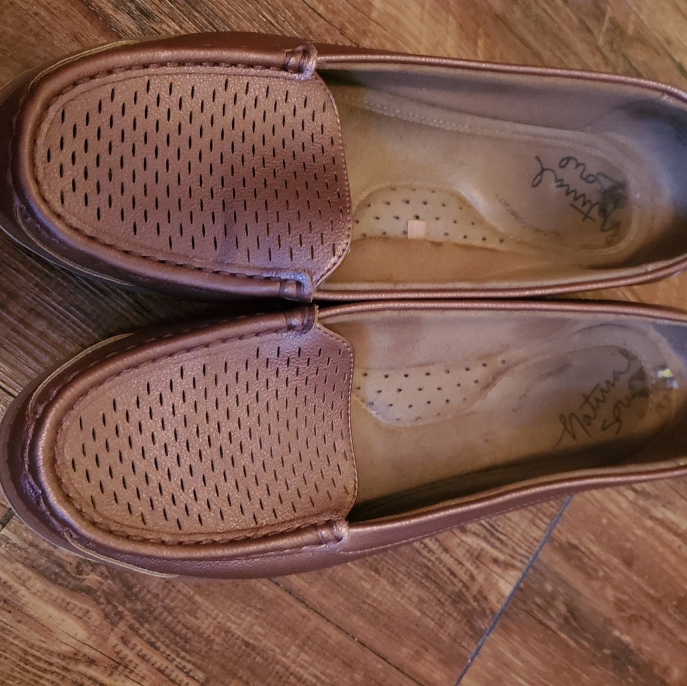 Natural Soul loafers in rose gold/bronze